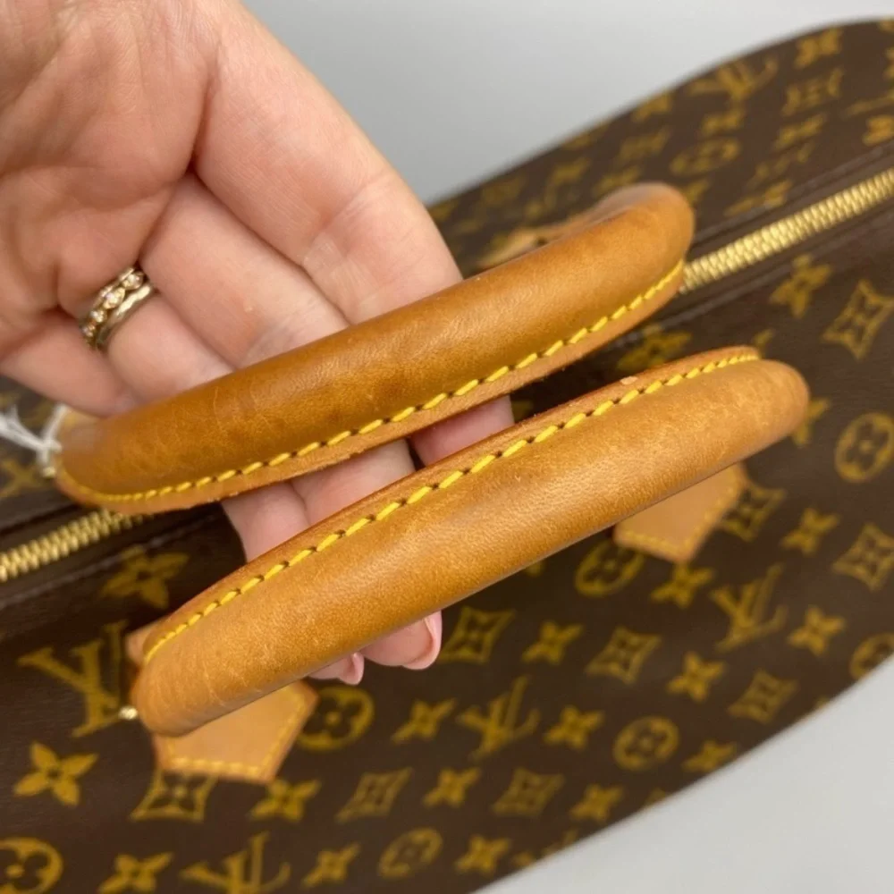 Louis Vuitton Monogram Speedy 40 Bag